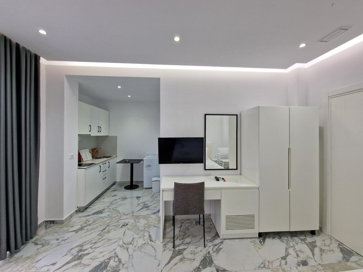 Margarita Apartment Ksamil