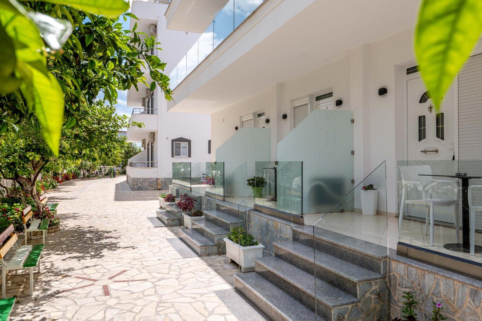 Apartment Margarita Ksamil