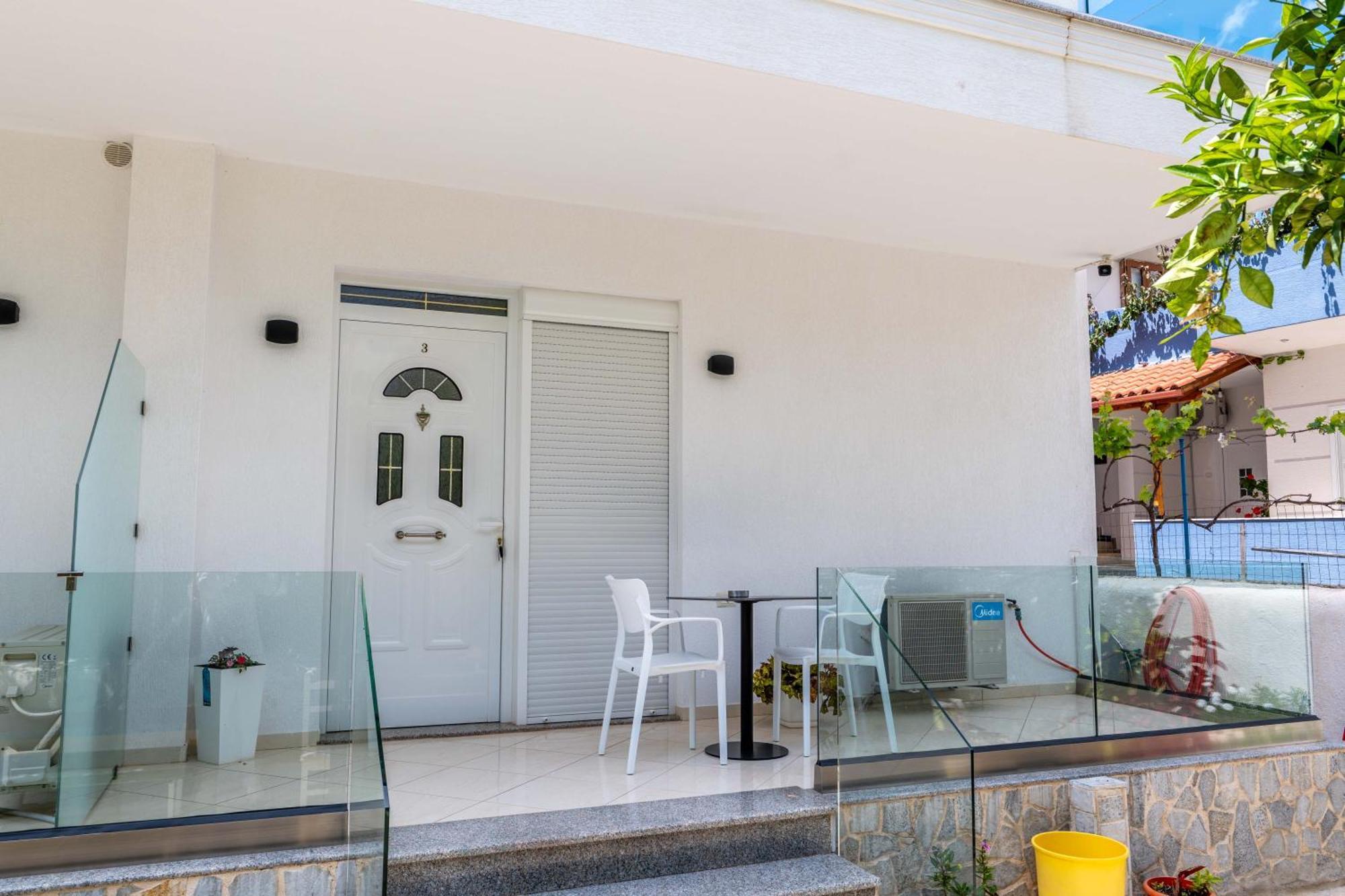 Apartment Margarita Ksamil